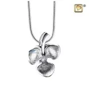 Pendentif trèfle conçu pour les cendres