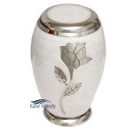 U8642 Brass urn with rose