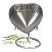 U8661H Silver heart miniature urn, decorative bands with etched leaves.