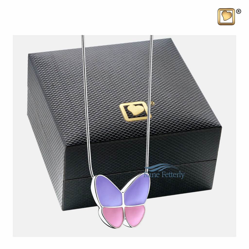 Pendentif pour cendres papillon illustré avec coffret à bijoux