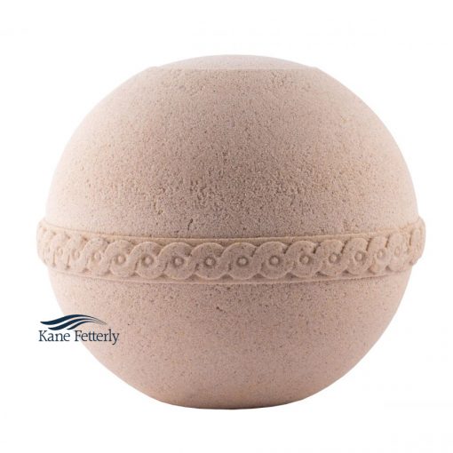 Biodegradable round urn made of vegetal fiber and sand