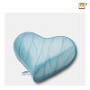 Urne miniature  en forme de coeur avec finition perlée bleu ciel.